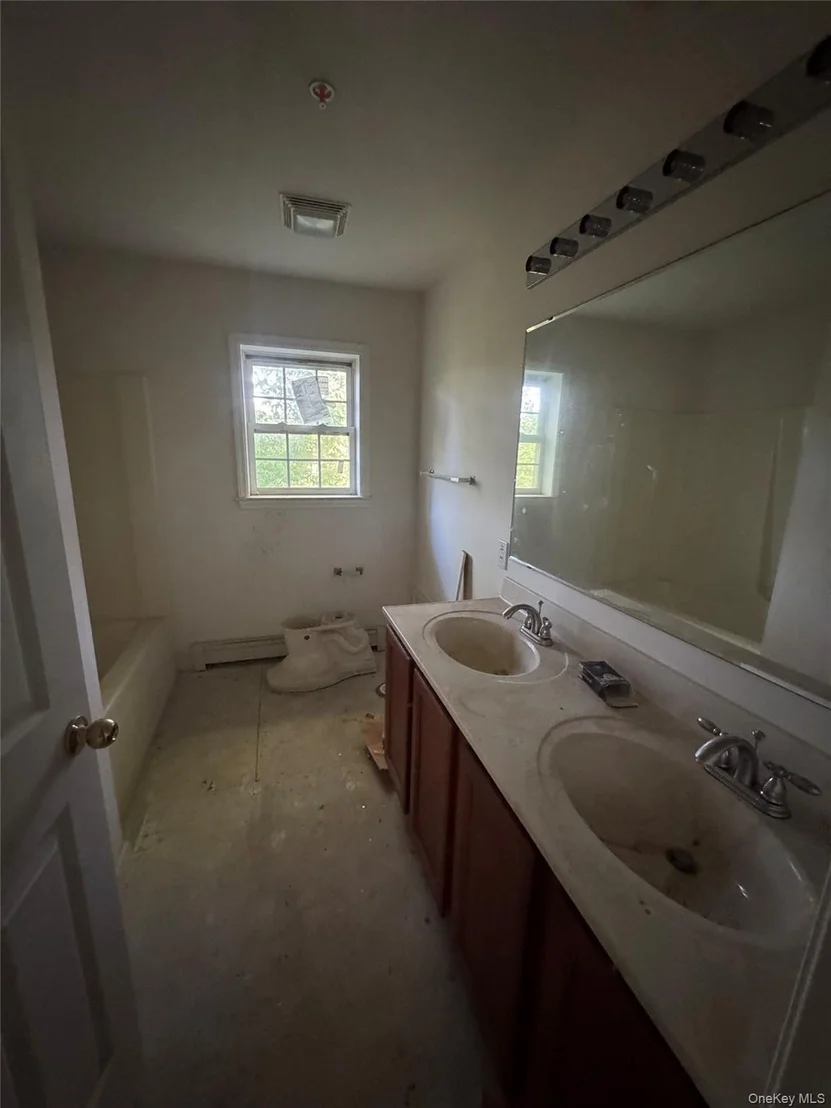 Photo of 33 Wayne Way