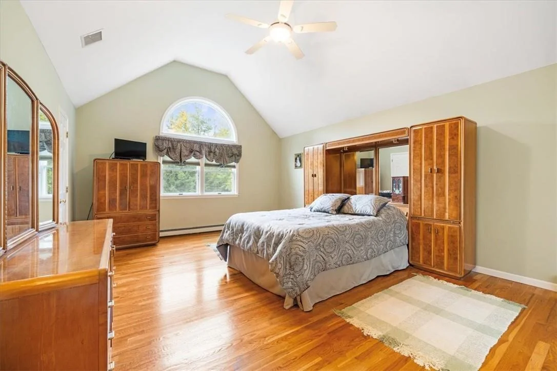 Photo of 46 Brookview Drive