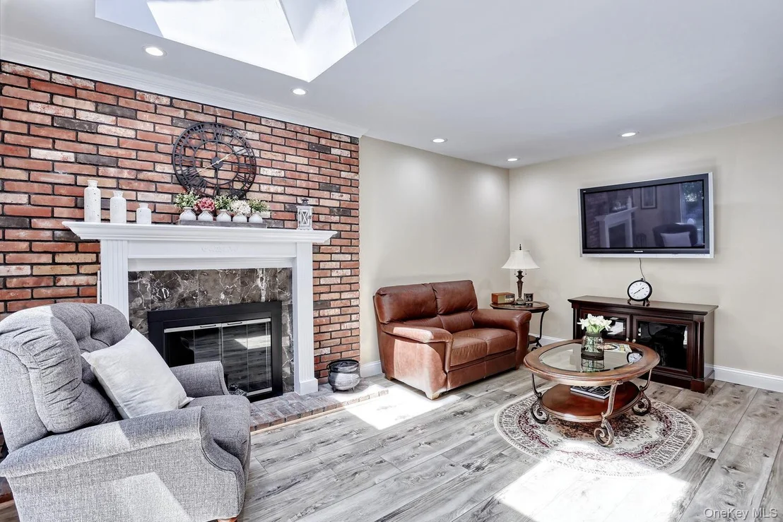 Photo of 19 Yorkshire Drive