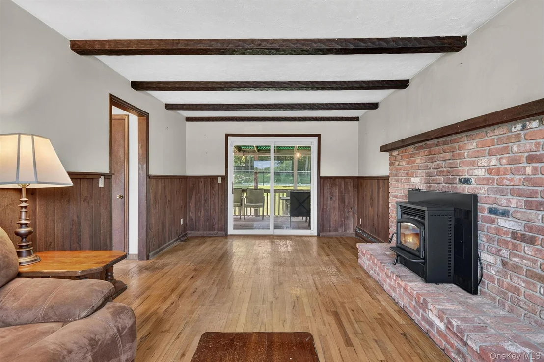 Photo of 33 Winchester Drive