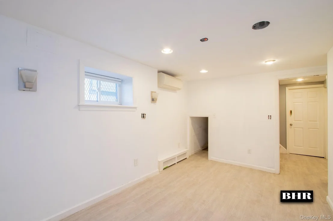 Photo of 154 Beaumont Street