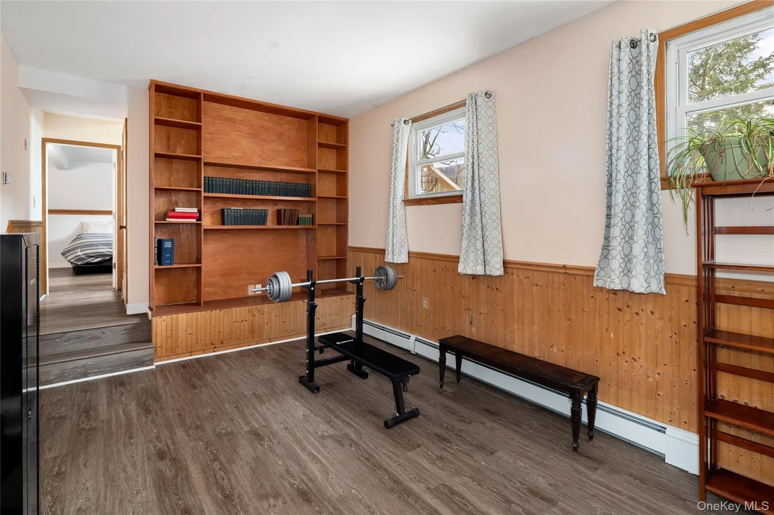 Photo of 479 Sprout Brook Road