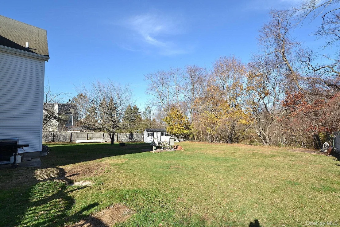 Photo of 72 Old Farm Road