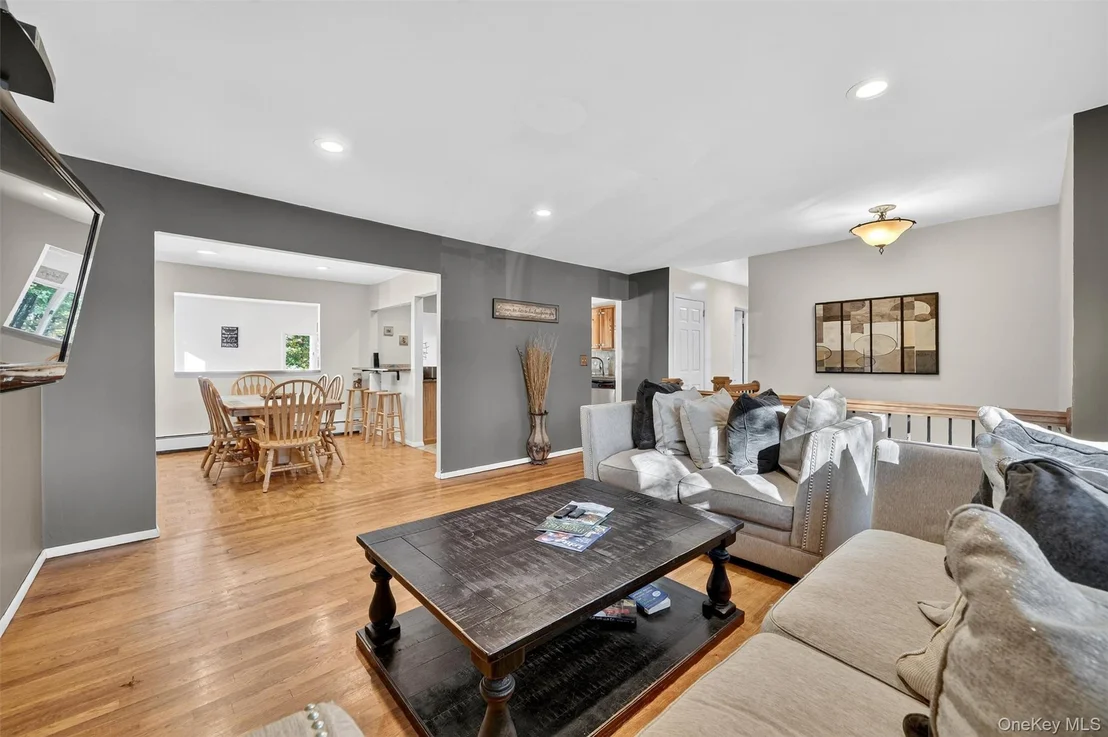 Photo of 22 Parkside Drive