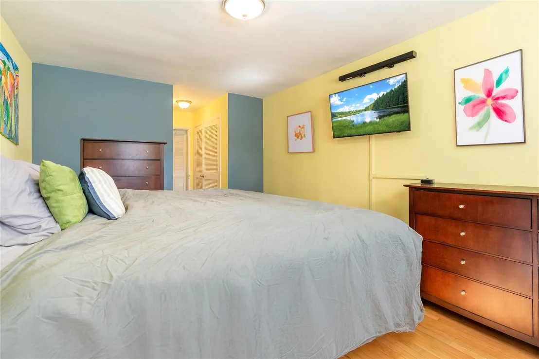 Photo of Unit B at 23 Avon Circle