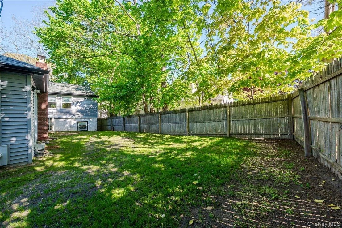 Photo of 55 Hickory Road