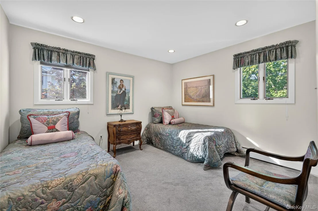 Photo of 80 Walnut Drive