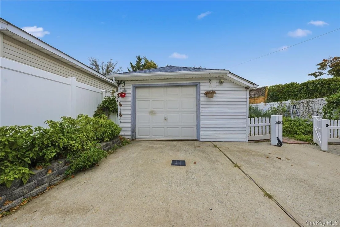 Photo of 32 Franklin Avenue