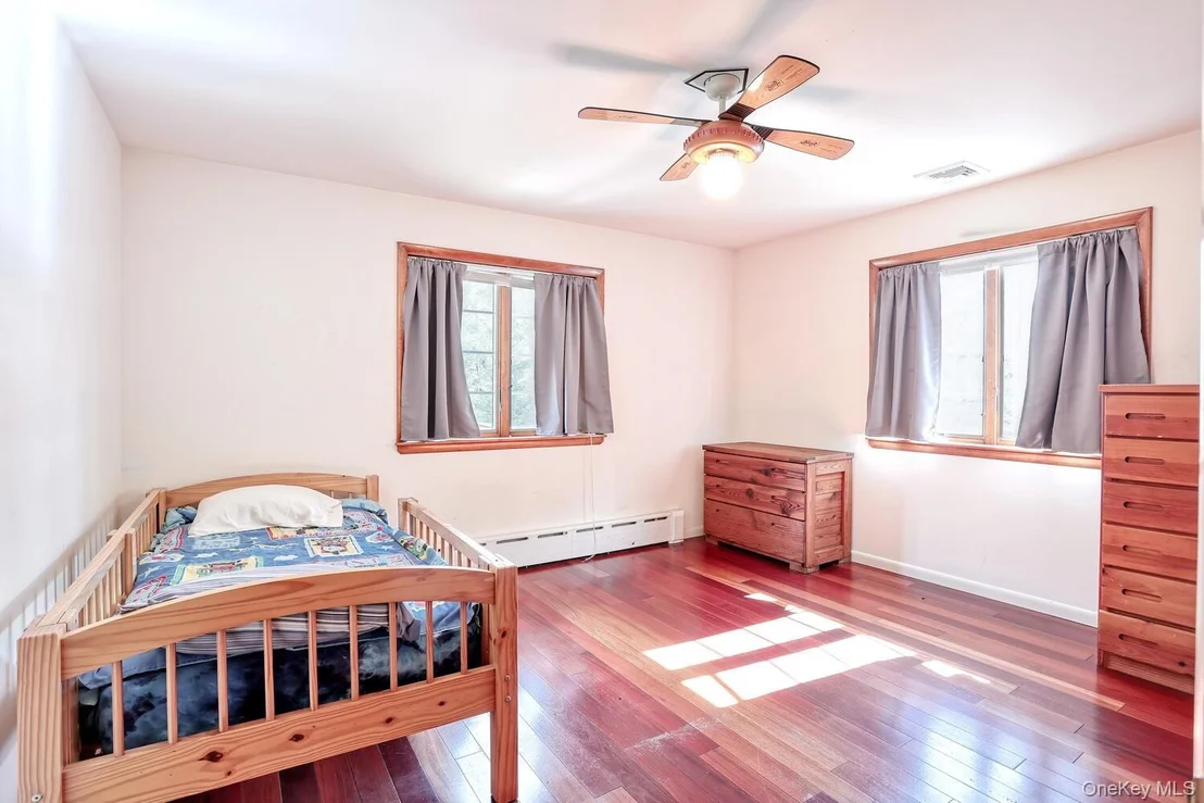 Photo of 115 Greenbush Road