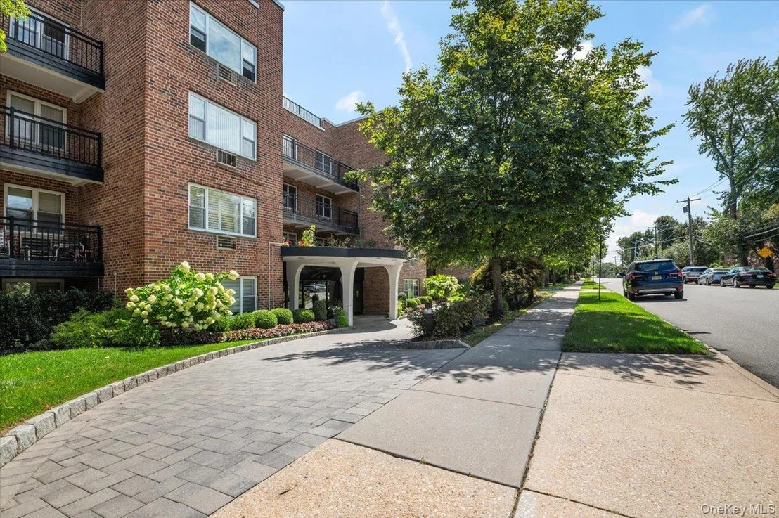 Photo of Unit 2D at 25 Chapel Place
