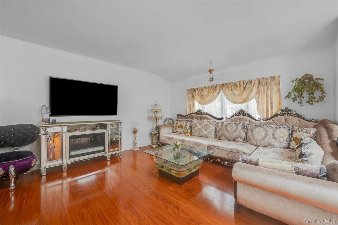 Photo of 31 Holbrook Road