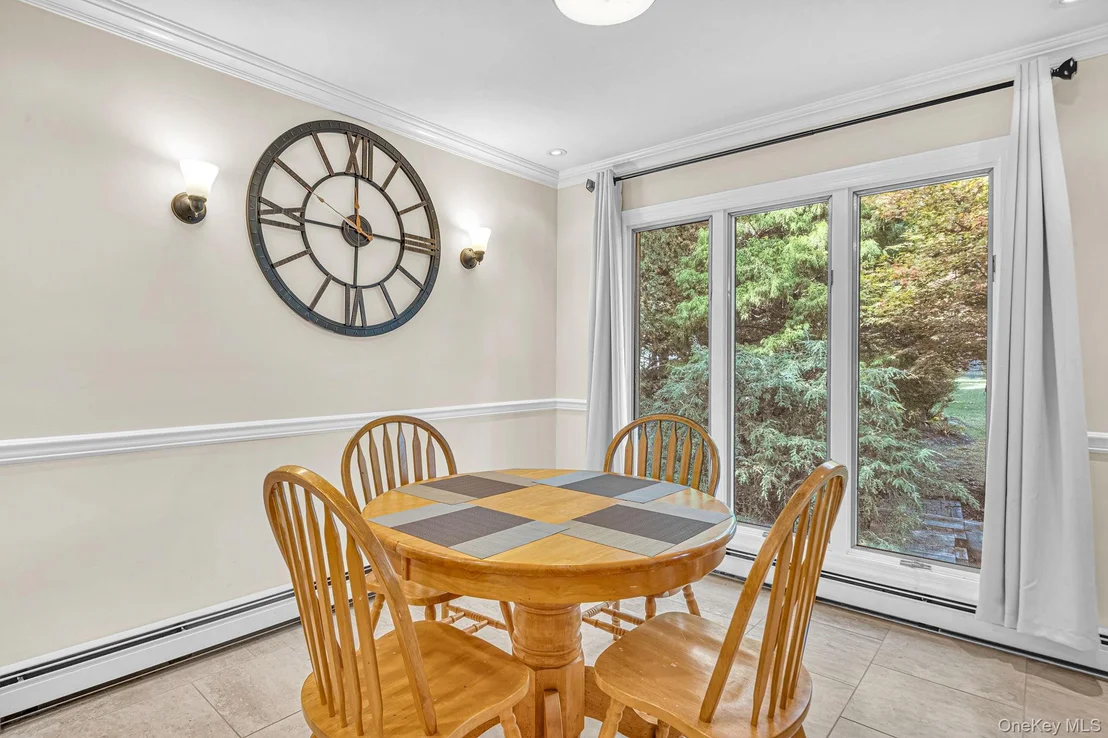 Photo of 6 Wyandanch Boulevard
