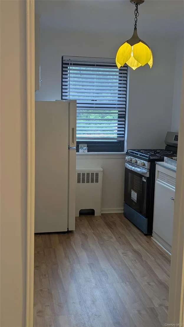 Photo of Unit 2F at 4 West Mill Drive