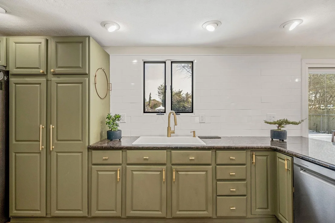 Photo of 33 Scotch Pine Drive