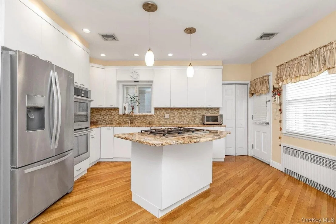 Photo of 757 Bixby Drive