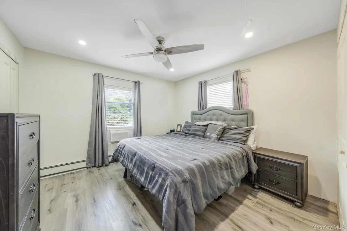 Photo of 124 4th Street