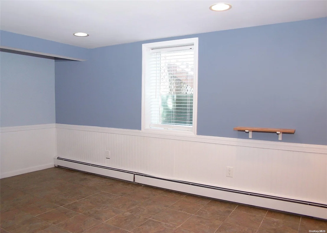 Photo of 88 Moody Avenue
