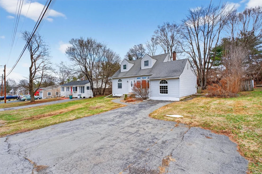 Photo of 19 Cayuga Drive