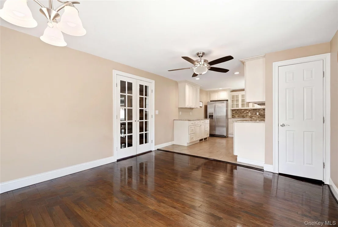 Photo of 414 Potter Boulevard