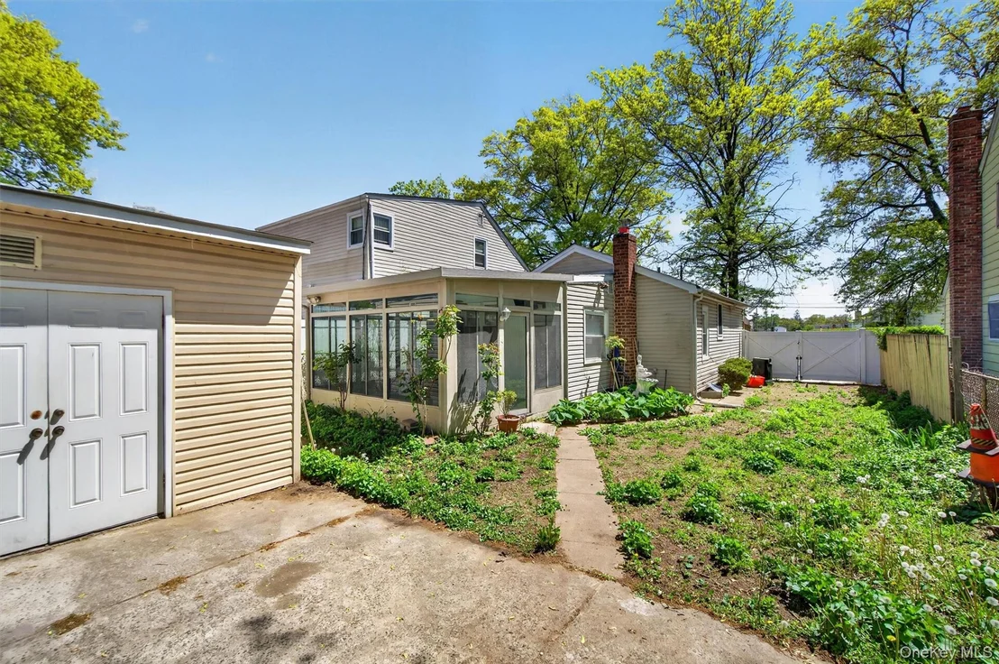 Photo of 500 Pershing Boulevard