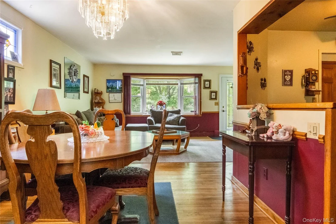 Photo of 36 Rochambeau Road