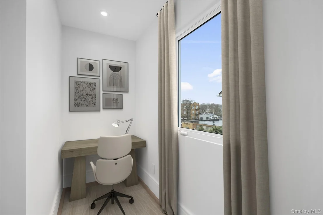 Photo of 313 Sixth Avenue