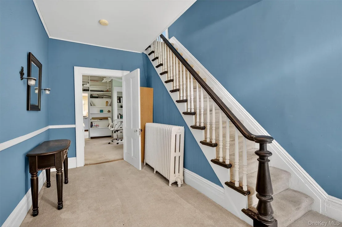 Photo of 1 Pond Road