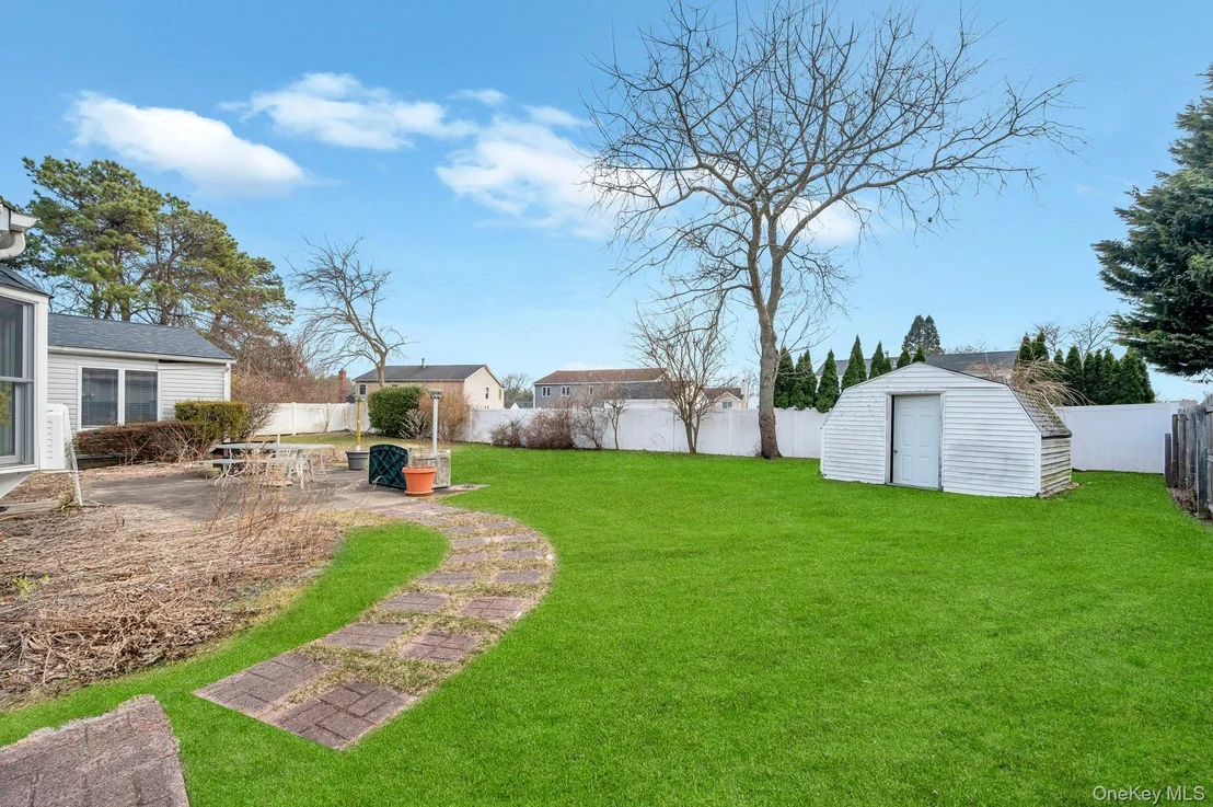 Photo of 40 Sequoia Way
