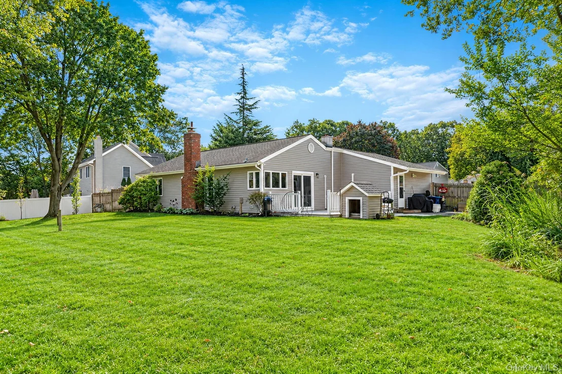 Photo of 11 Folsom Lane