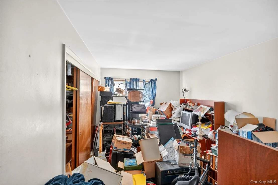 Photo of 25 Russell Road
