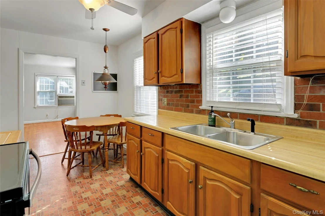 Photo of 4 Crescent Drive