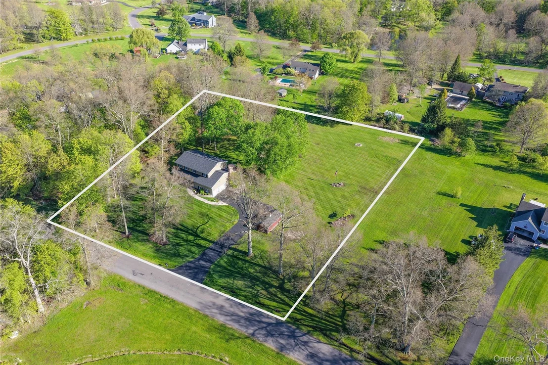 Photo of 36 River Glen Road