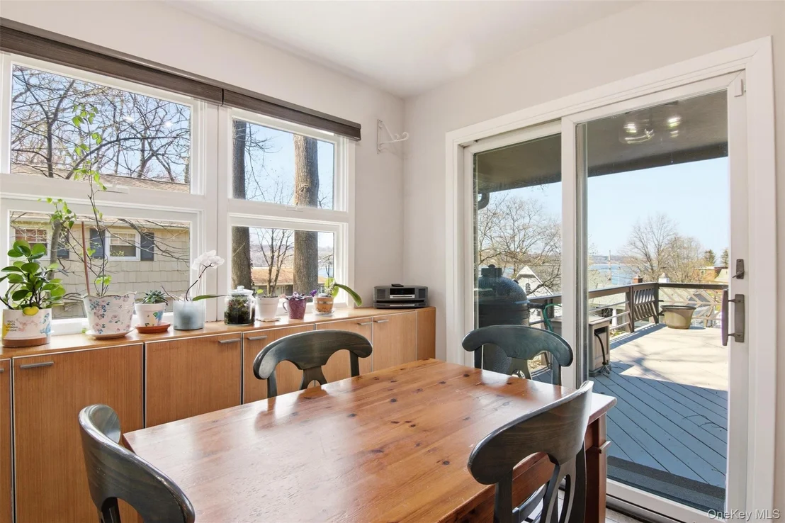 Photo of 6 Laurel Way