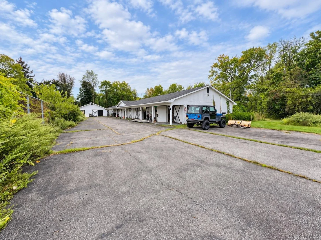 Photo of 39 Maple Avenue