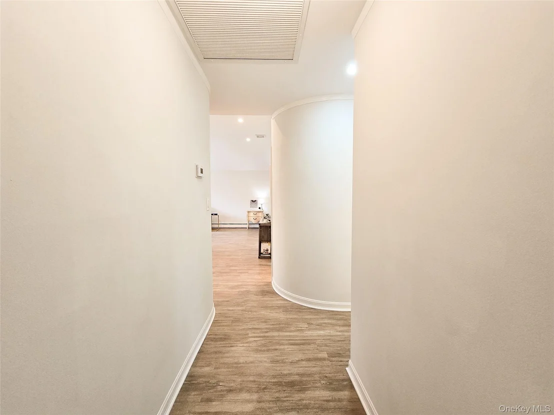 Photo of 112 Crescent Drive