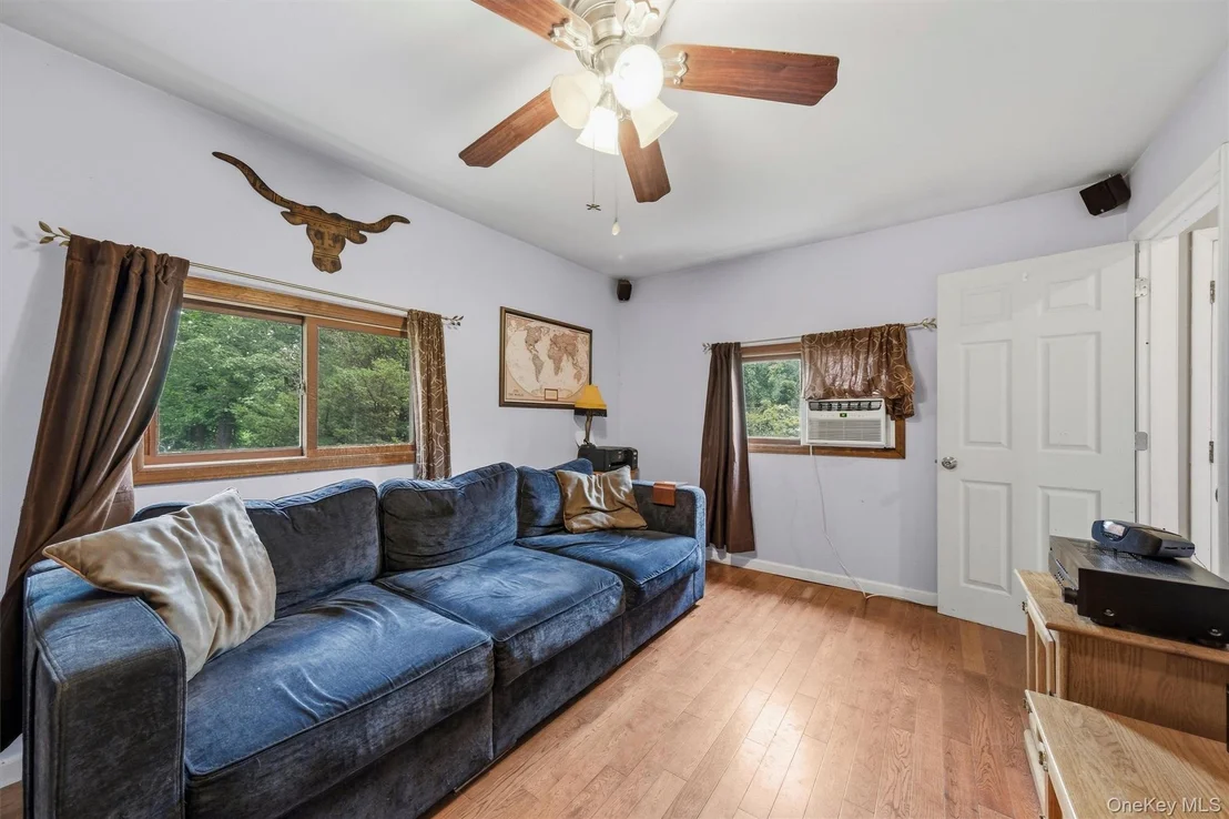 Photo of 256 Haviland Drive