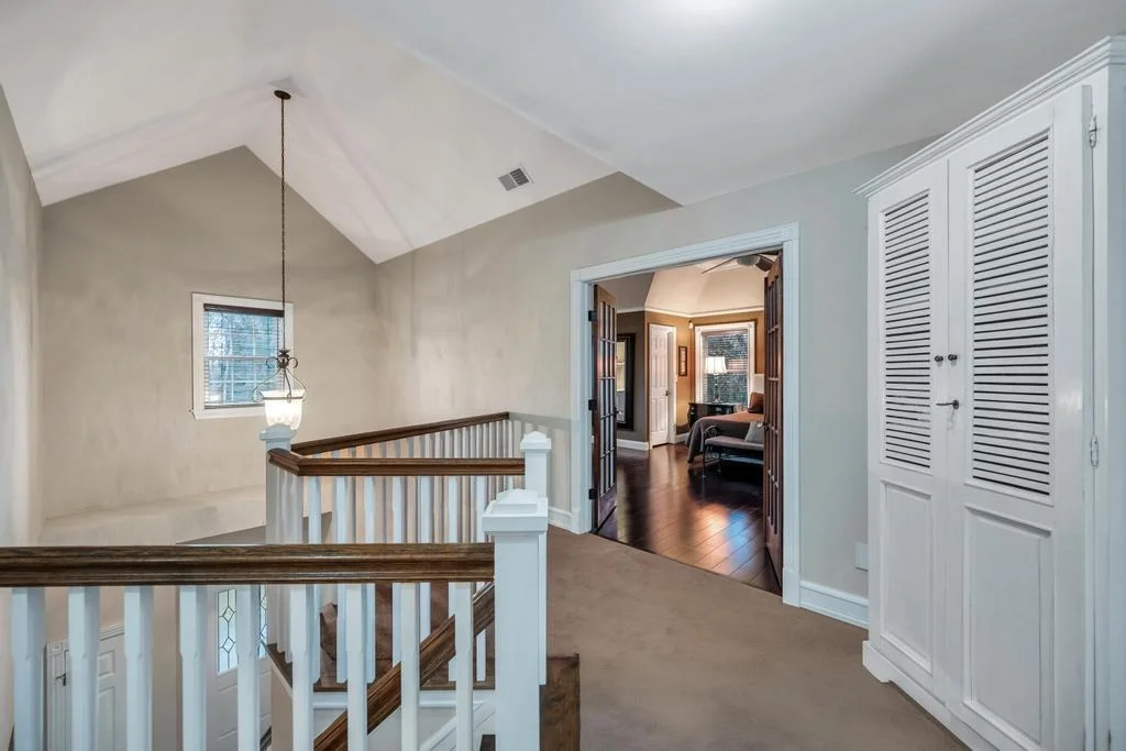 Photo of 30 Ridgefield Drive