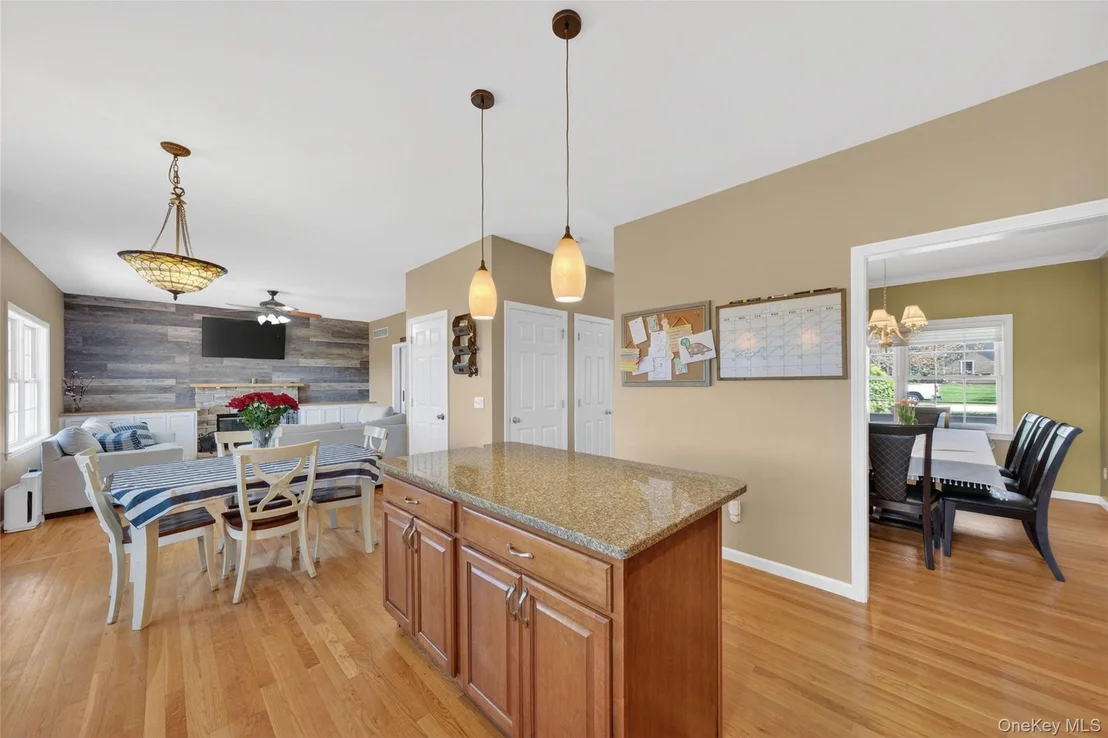 Photo of 72 Brookside Lane