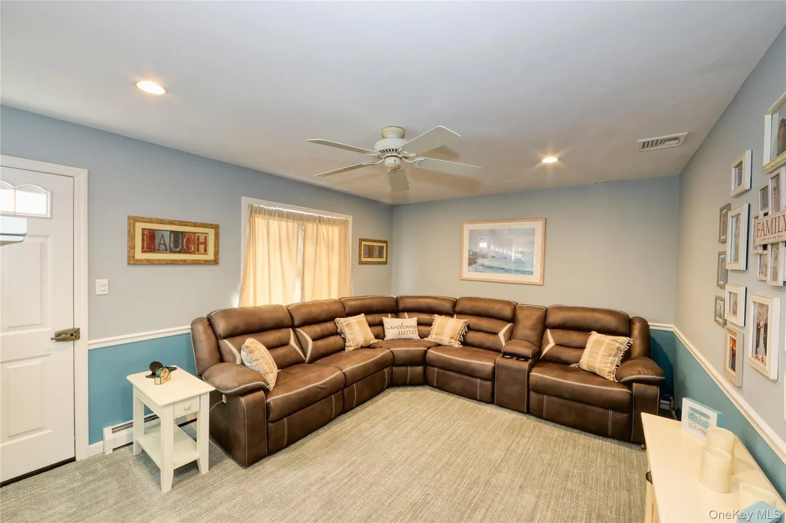 Photo of 225 Whittier Drive