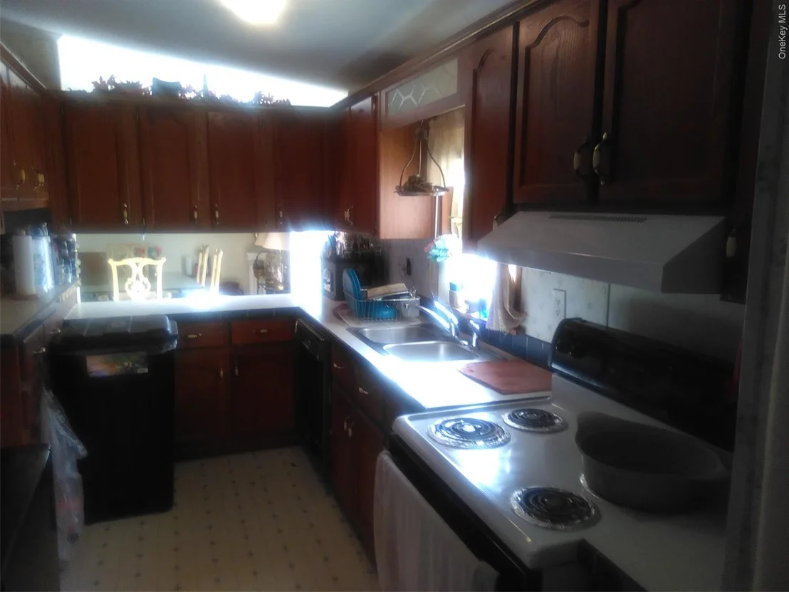 Photo of 2032 Champlin Road