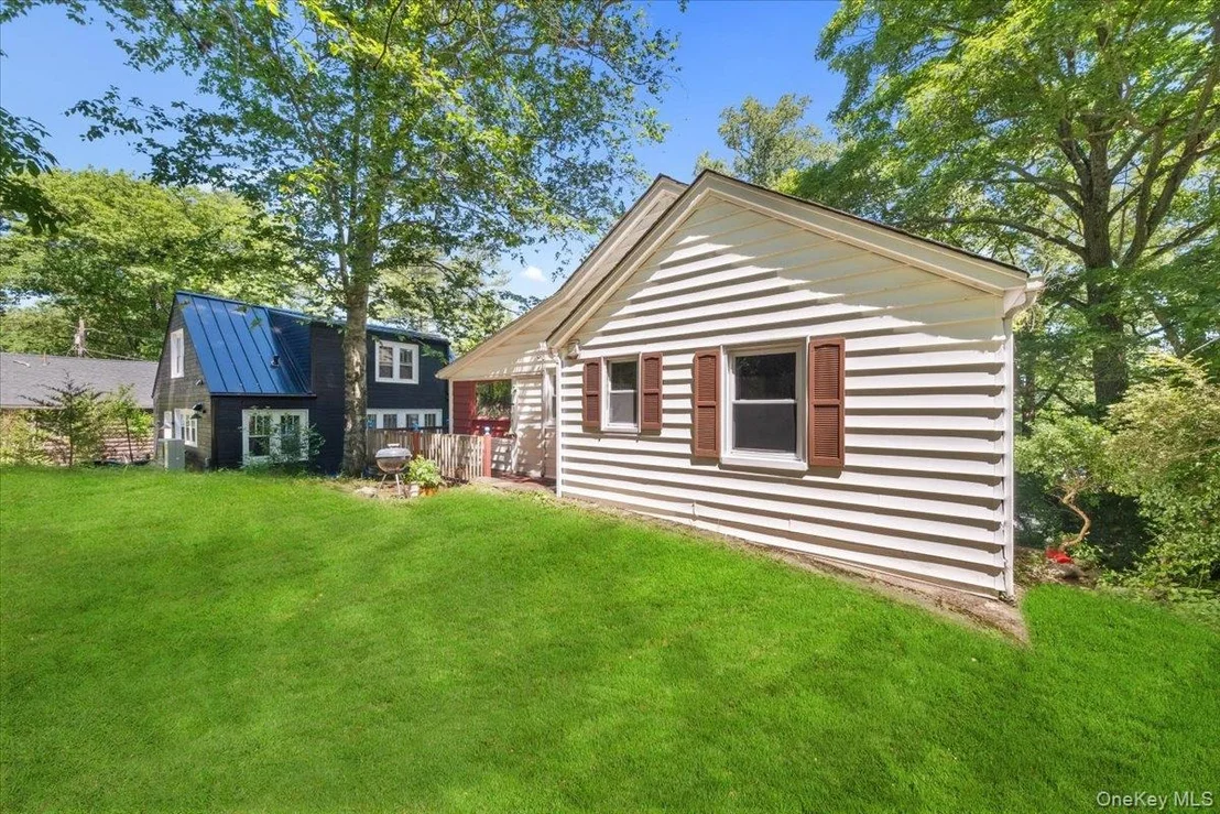 Photo of 184 Lake Drive