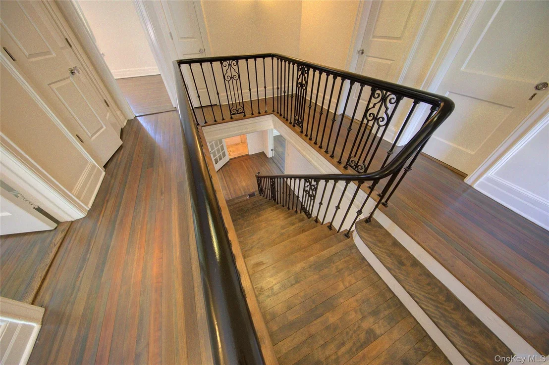 Photo of 159 Magnolia Boulevard