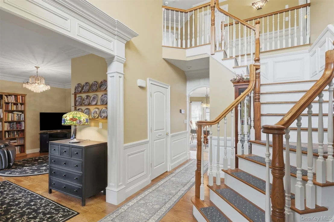 Photo of 161 Bergen Circle