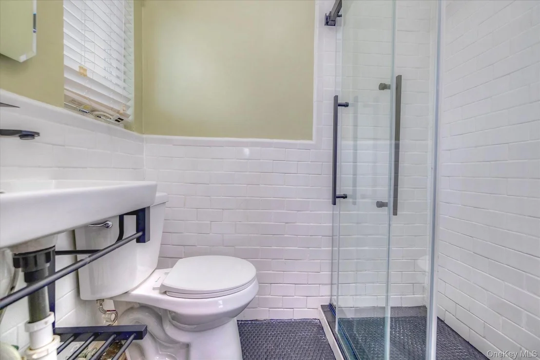 Photo of 3784 Carrel Boulevard