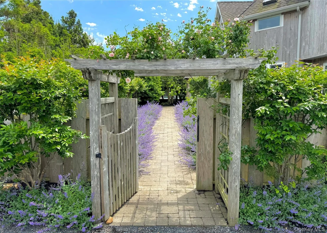 Photo of 162 Dune Road