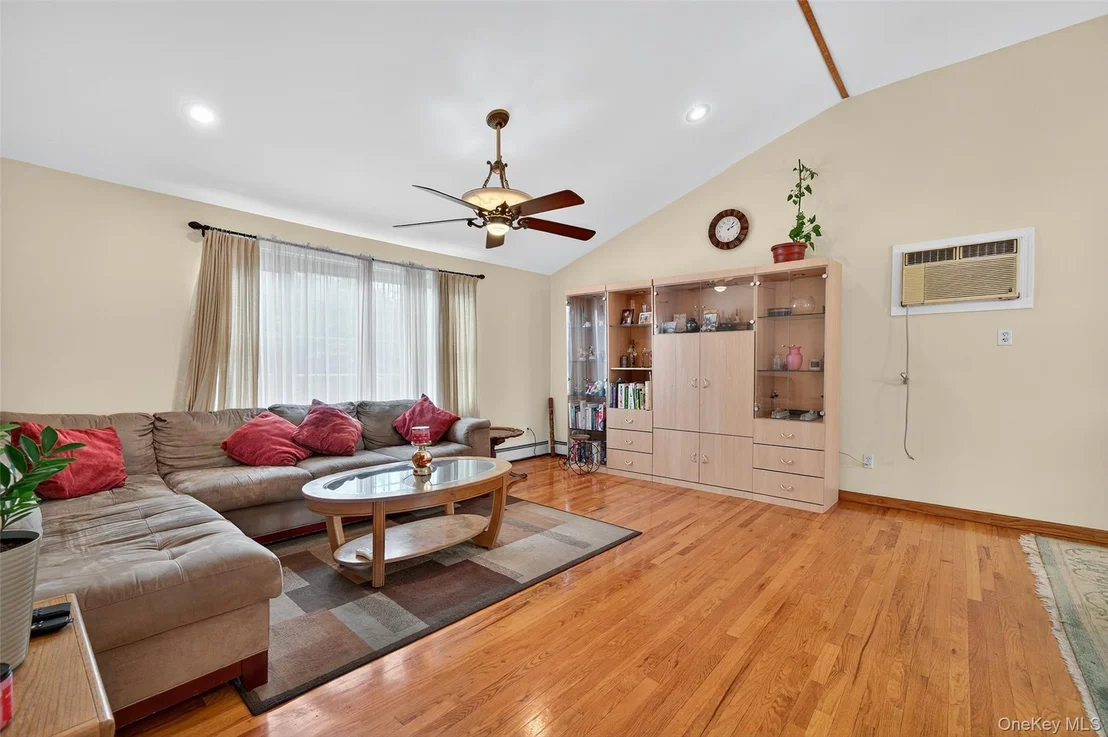 Photo of 23 Macintosh Drive