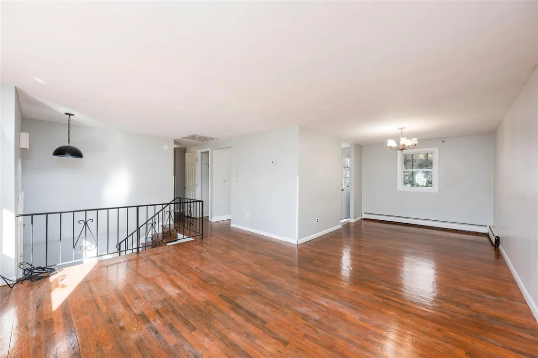 Photo of 11 Brookside Road