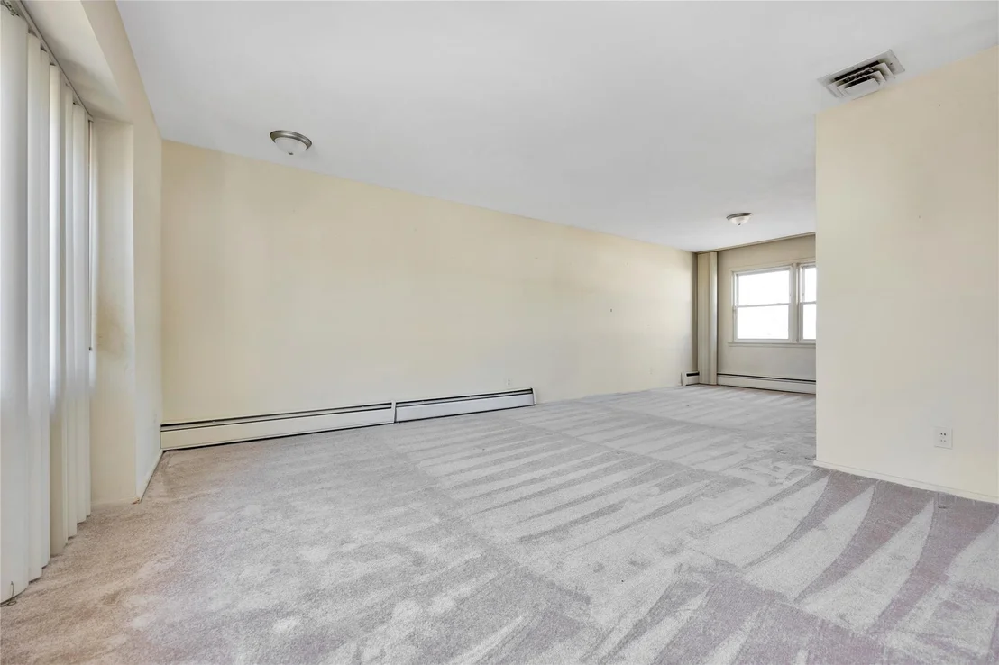 Photo of 2599 Phyllis Drive