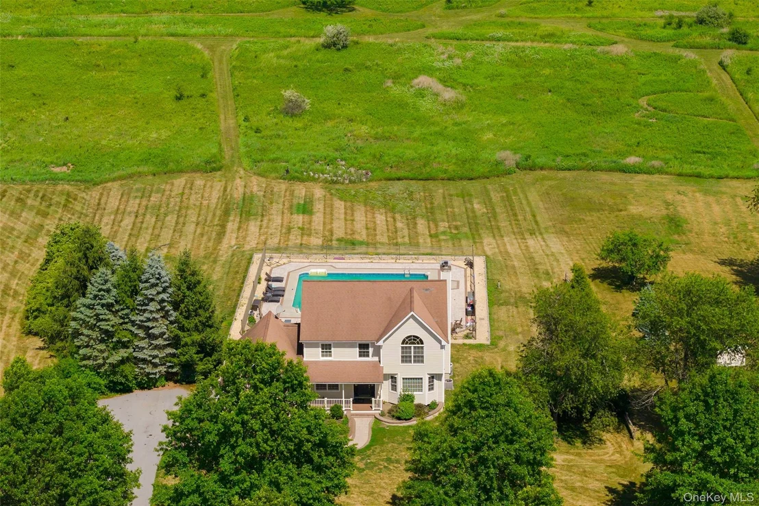 Photo of 89 Brookside Lane