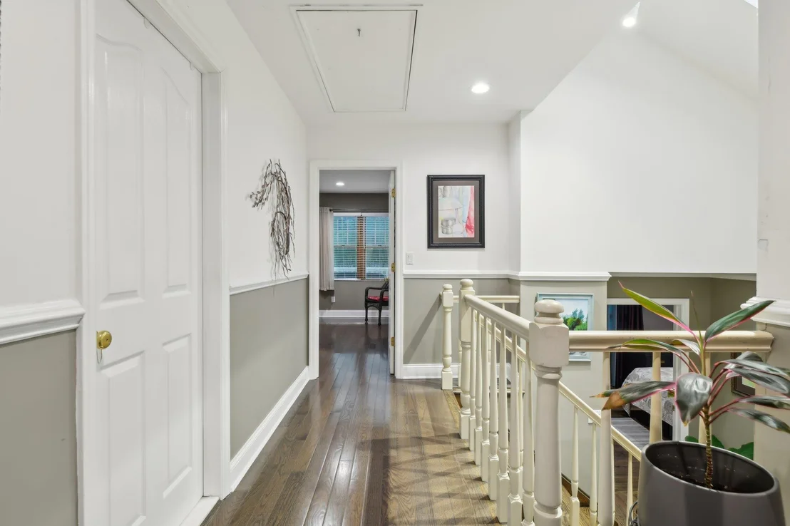 Photo of 98 Beach Road